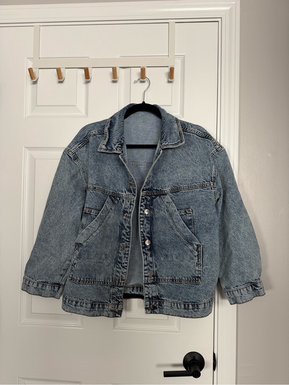 Oversized Light Wash Denim Jacket | Acid Wash Trucker | 100% Cotton | Size S